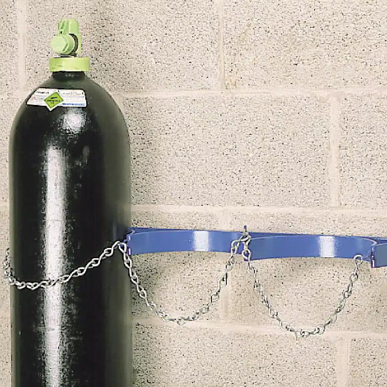 Loadtek Heavy Duty Cylinder Wall Racks 2 Loadtek Heavy Duty Cylinder Wall Racks - Image 2